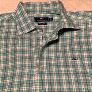Vineyard Vines 🐳 Whale shirt-size L